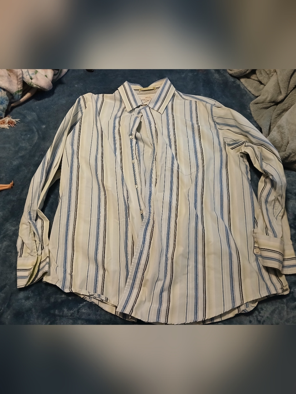 Merona Men's White Shirt with Blue Stripe Detail
